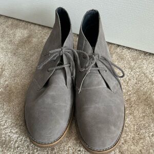 Gray Men's Chukka Boots